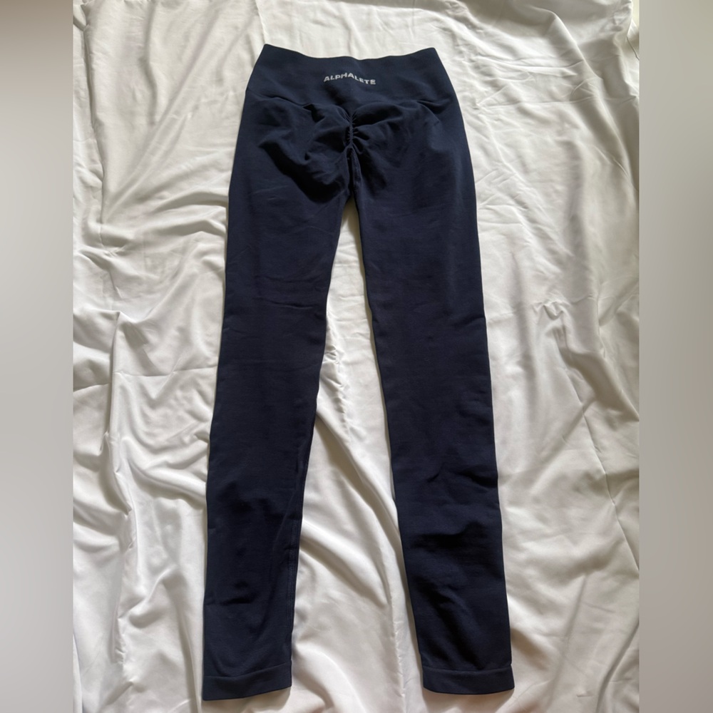 Alphalete navy amplify leggings